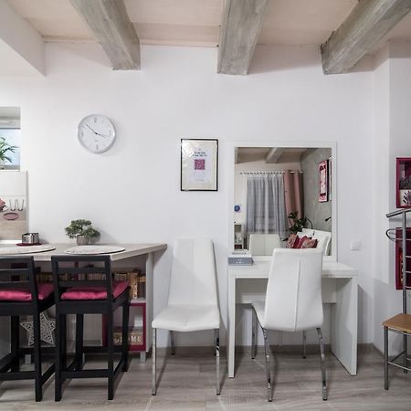 Appartement Magic House Braşov Extérieur photo
