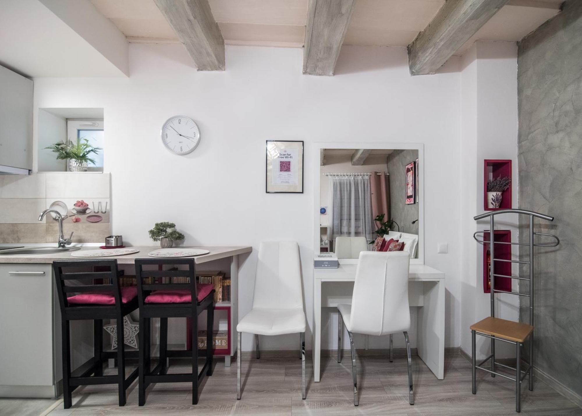 Appartement Magic House Braşov Extérieur photo